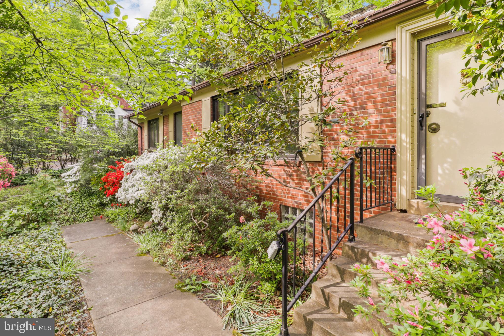 BELLEVUE FOREST - Residential