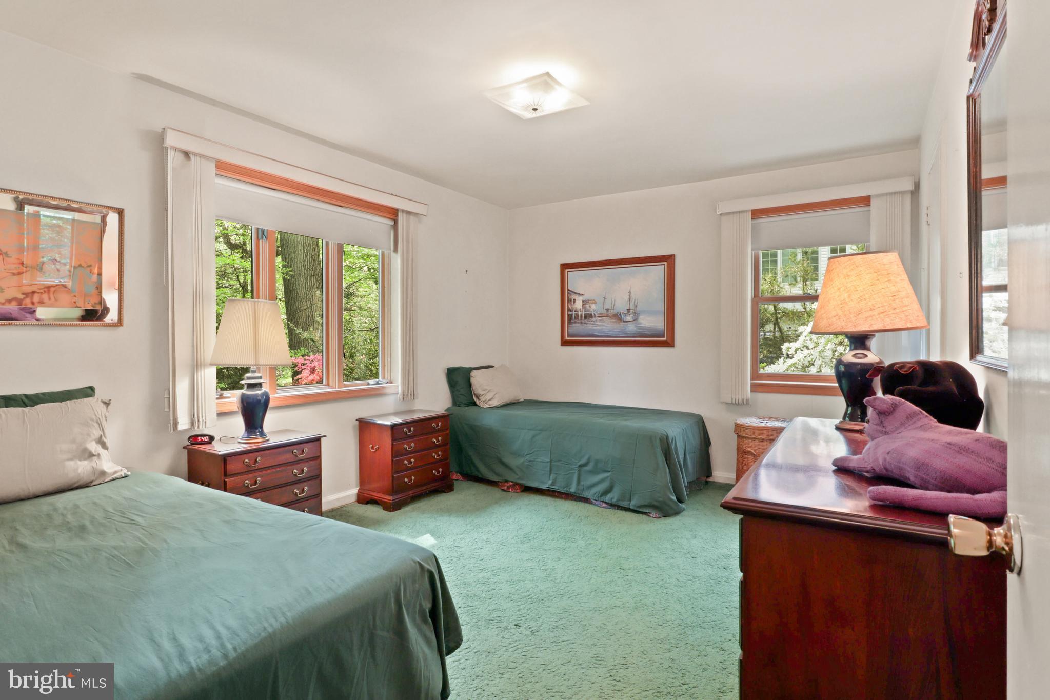 BELLEVUE FOREST - Residential