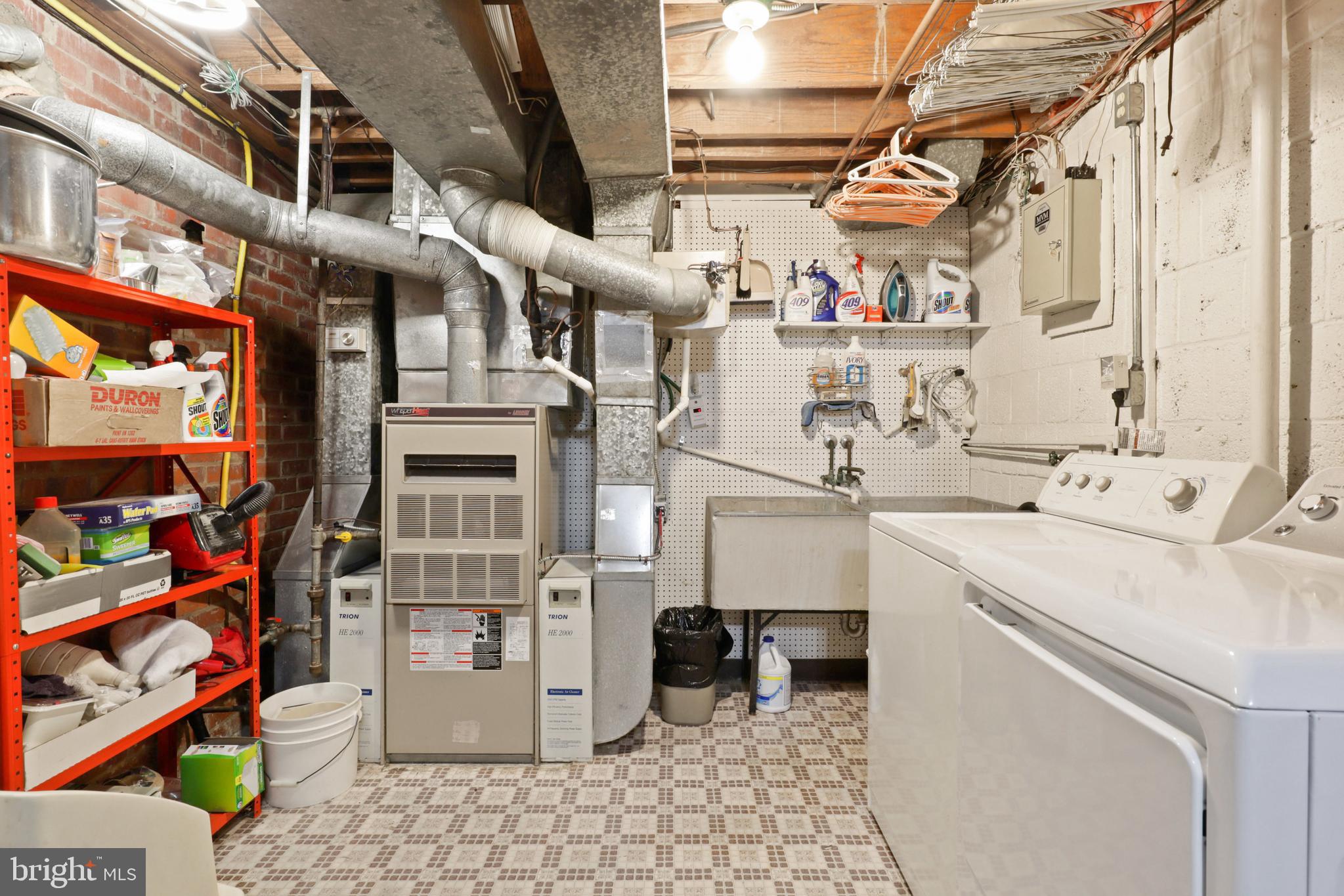 BELLEVUE FOREST - Residential