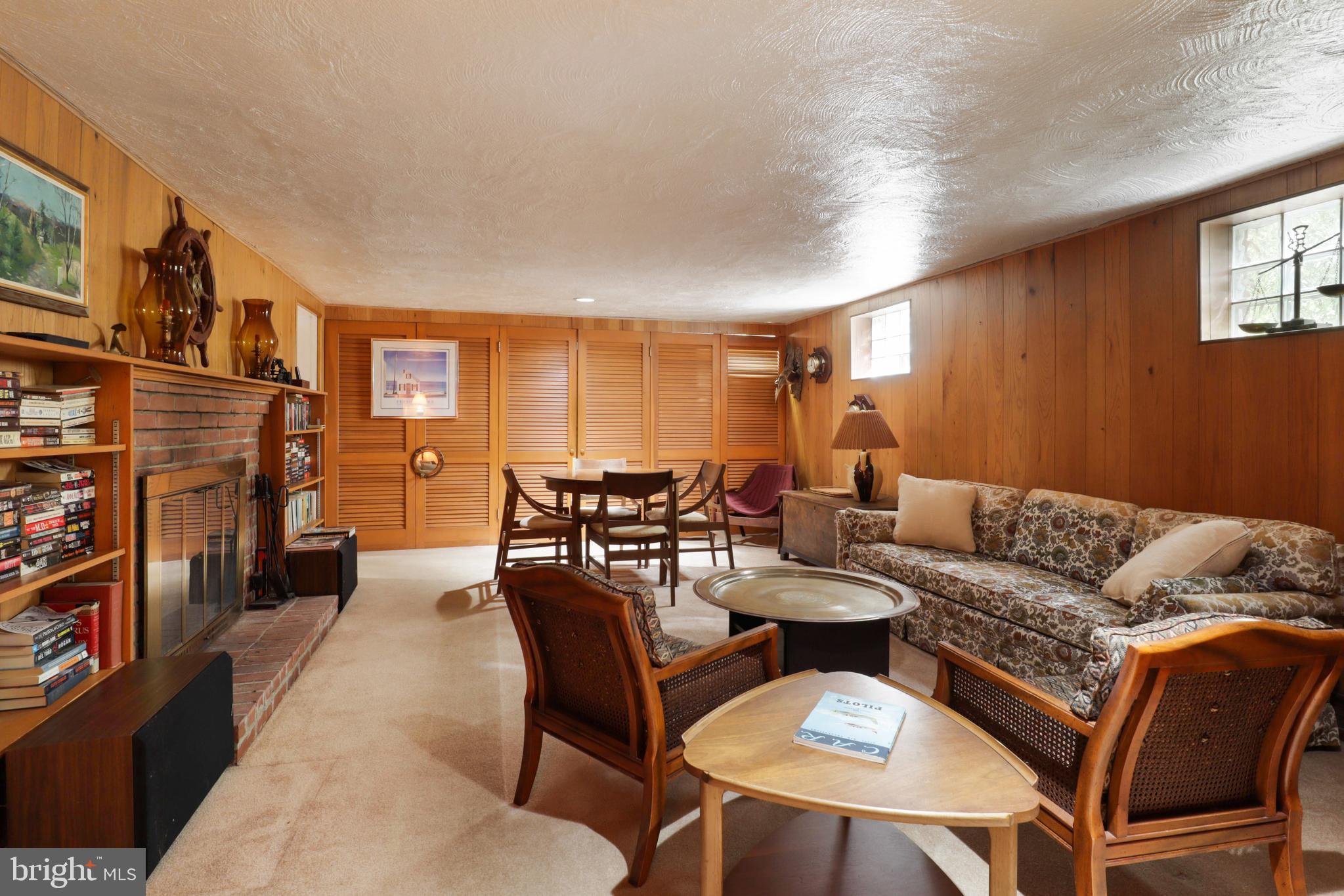 BELLEVUE FOREST - Residential