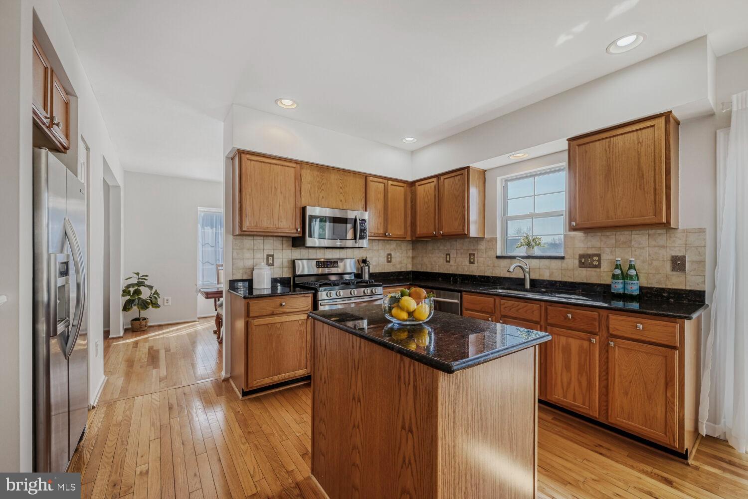 WILLOW HILL - Residential