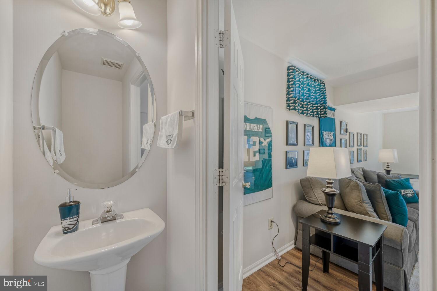 WILLOW HILL - Residential