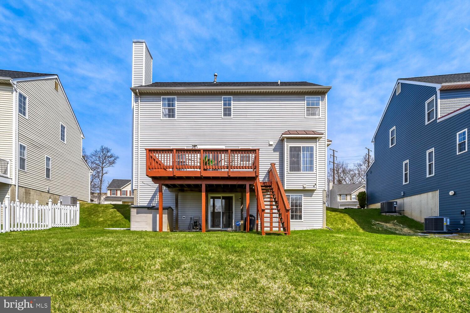 WILLOW HILL - Residential