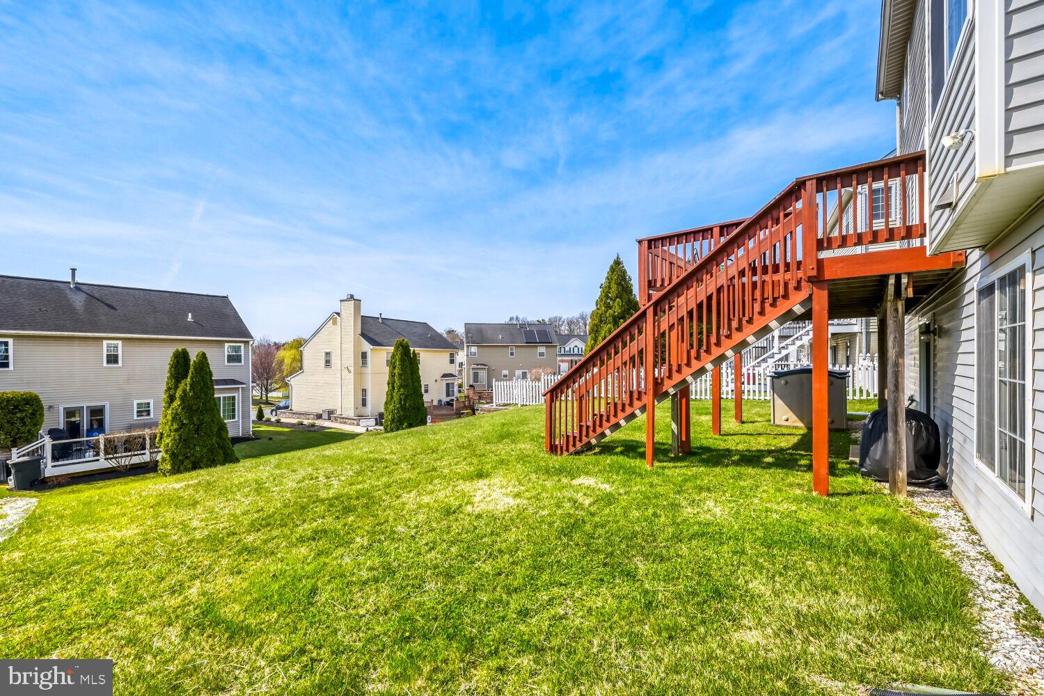 WILLOW HILL - Residential