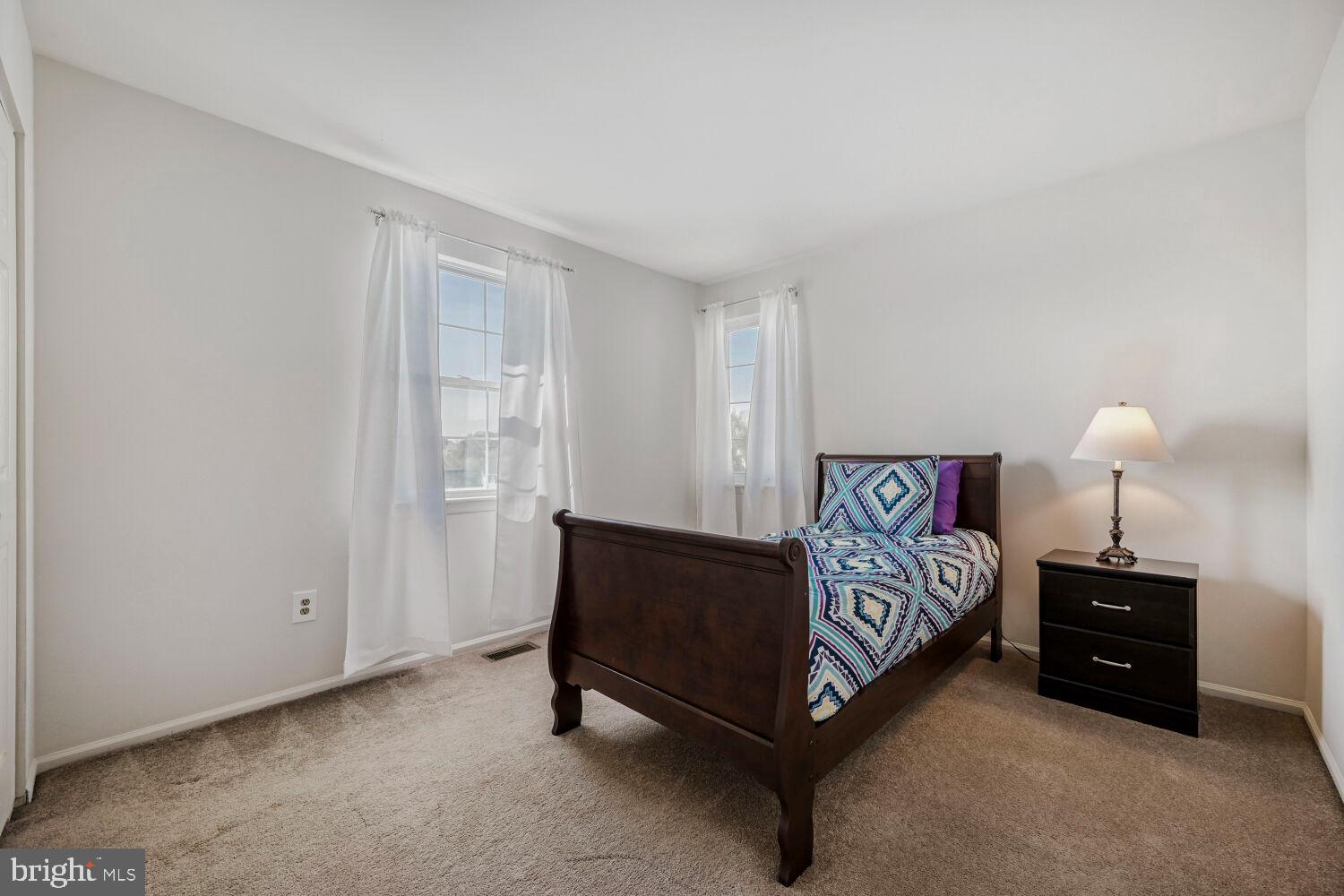 WILLOW HILL - Residential