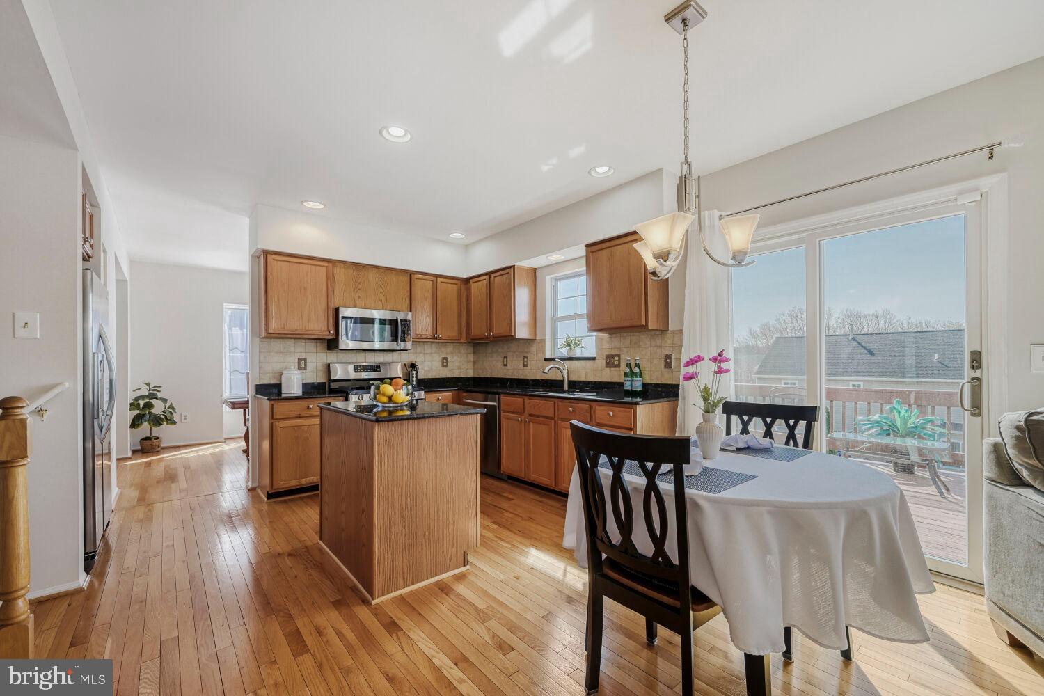 WILLOW HILL - Residential