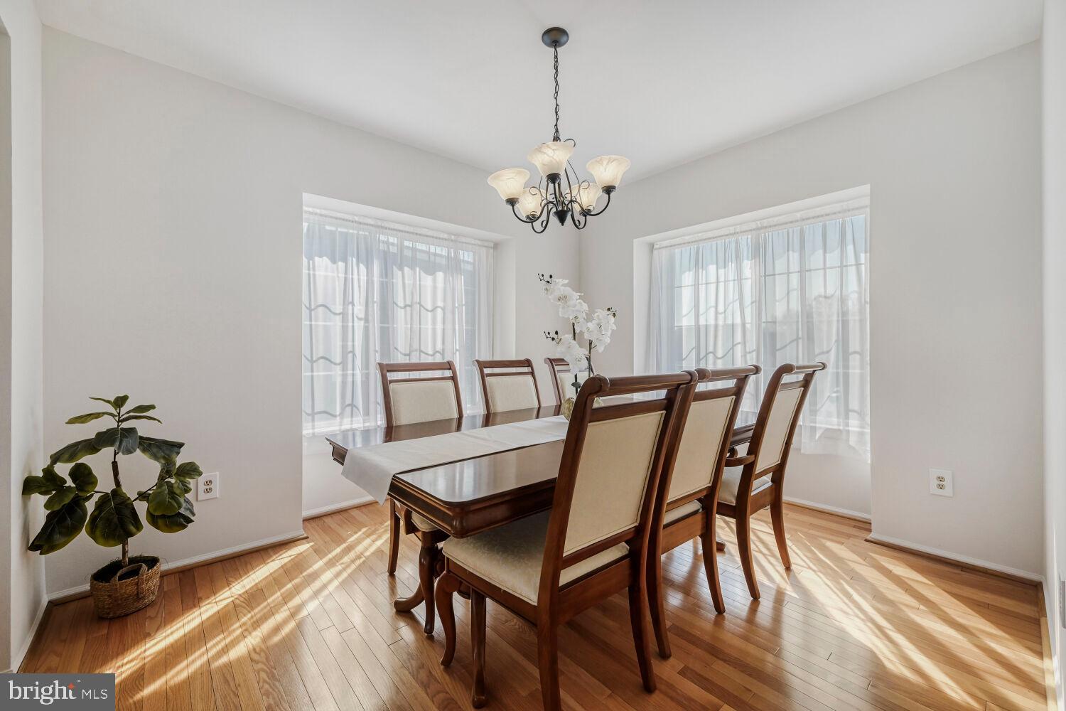 WILLOW HILL - Residential