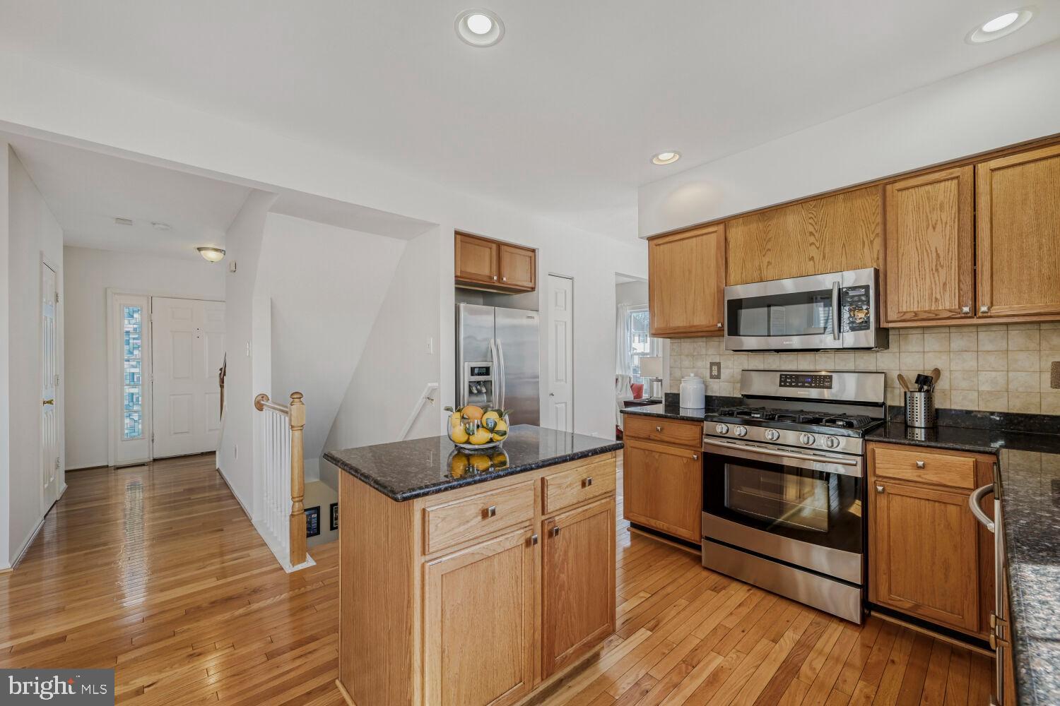 WILLOW HILL - Residential