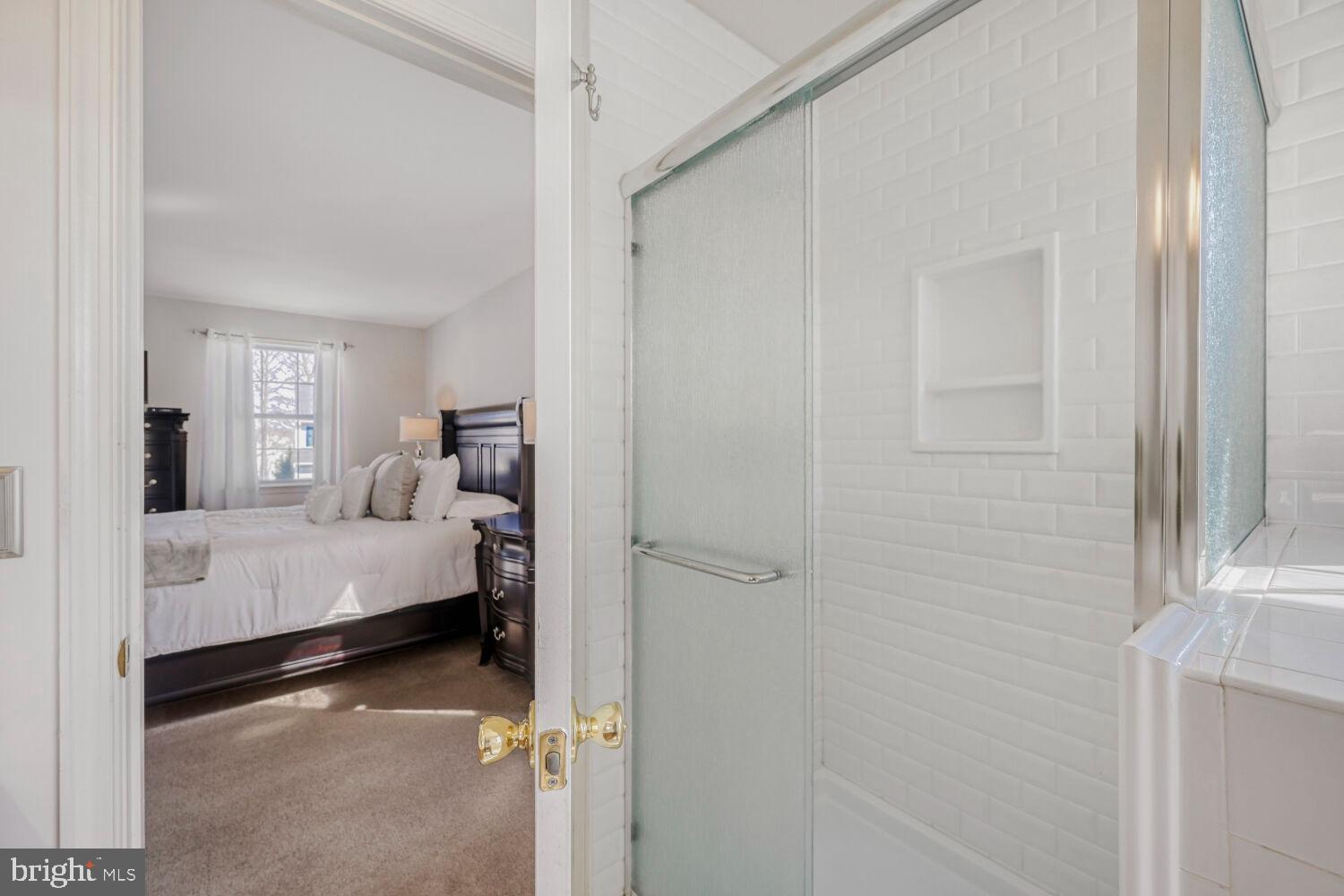 WILLOW HILL - Residential