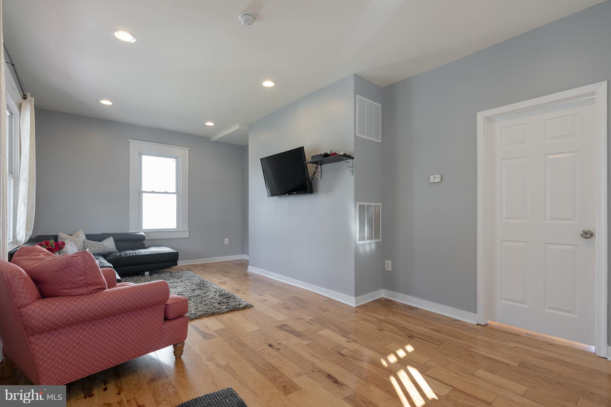 LAKELAND - Residential