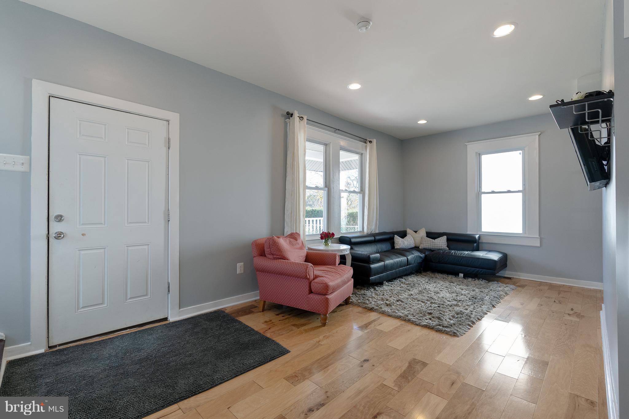 LAKELAND - Residential