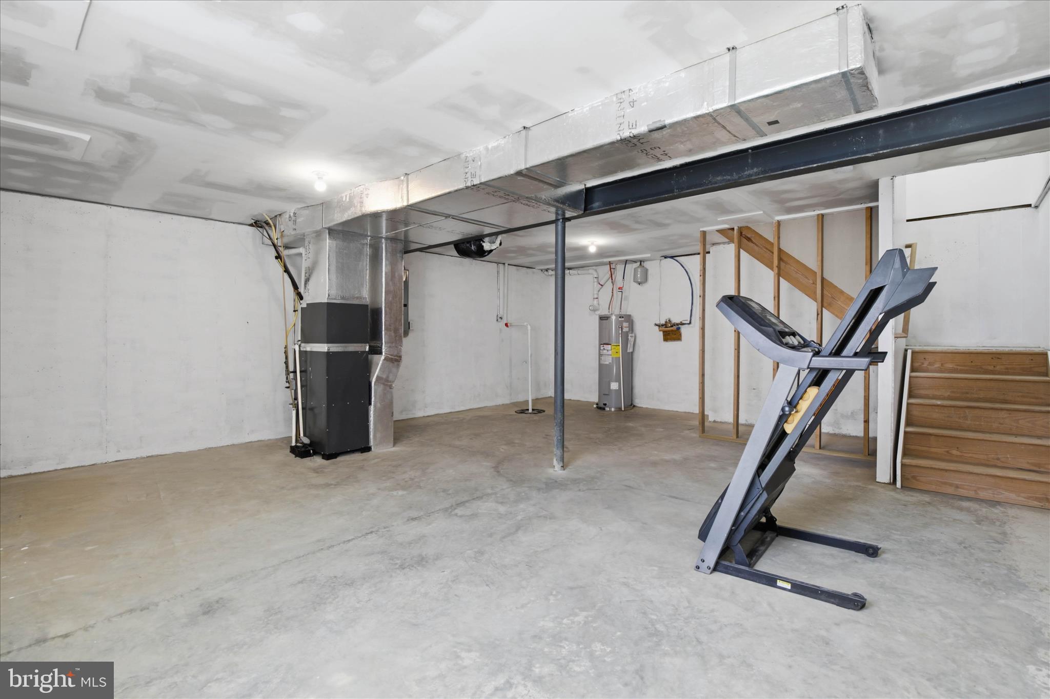 NEW HOLLAND BOROUGH - Residential