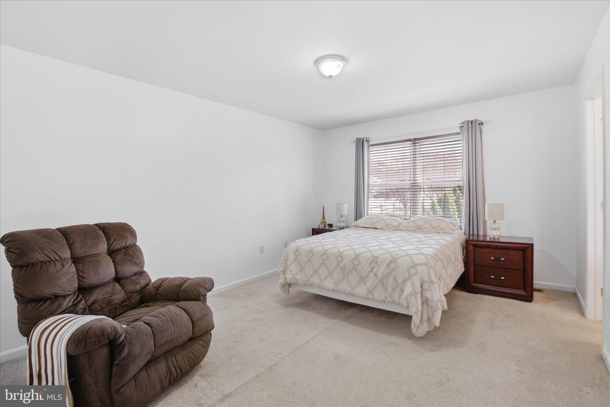 NEW HOLLAND BOROUGH - Residential