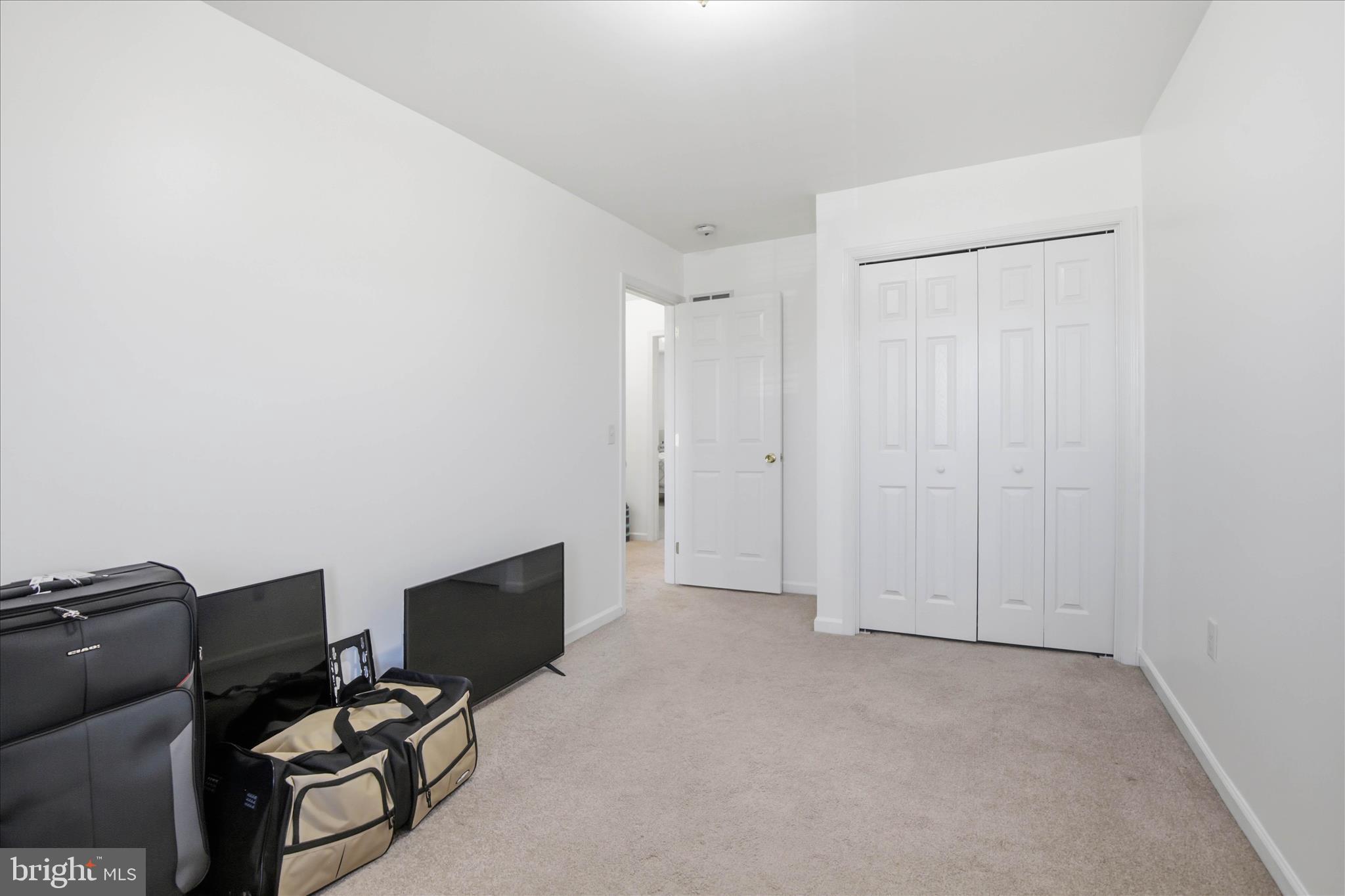 NEW HOLLAND BOROUGH - Residential