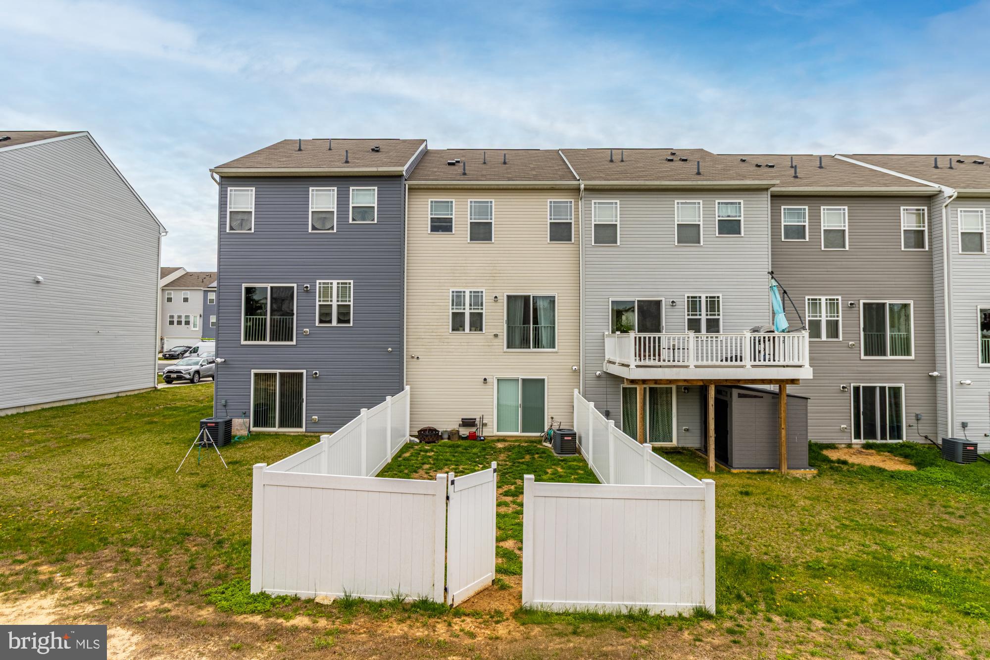 MAGNOLIA LANDING - Residential