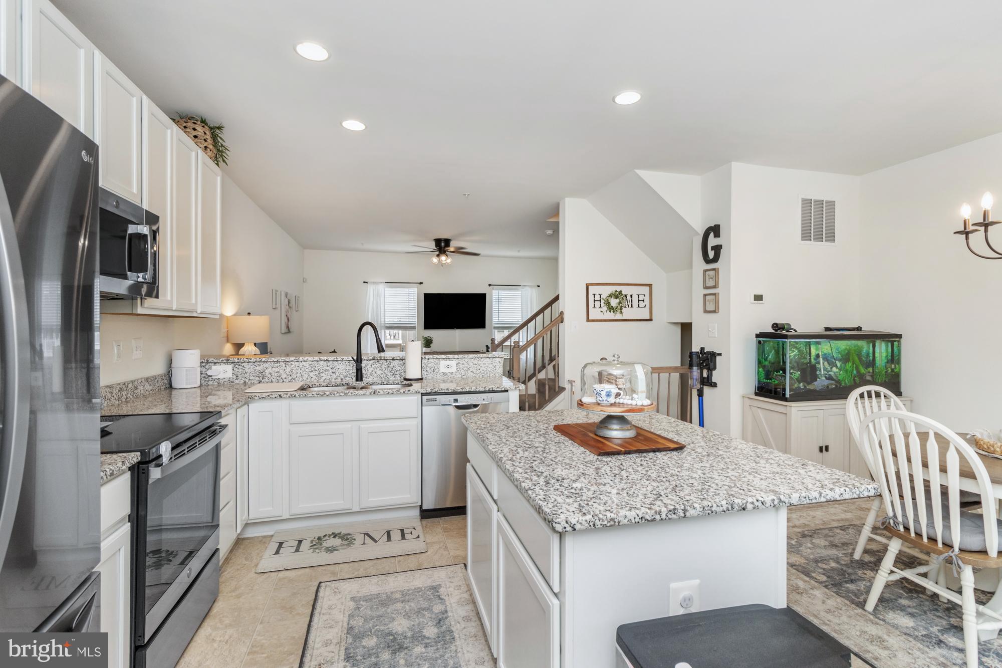 MAGNOLIA LANDING - Residential