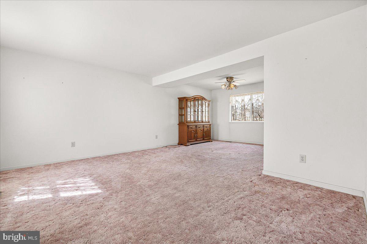 ENGLANDTOWNE - Residential