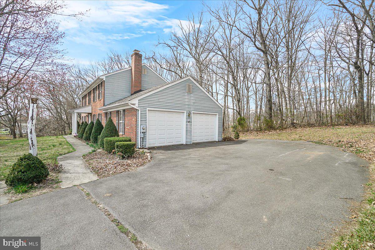 ENGLANDTOWNE - Residential