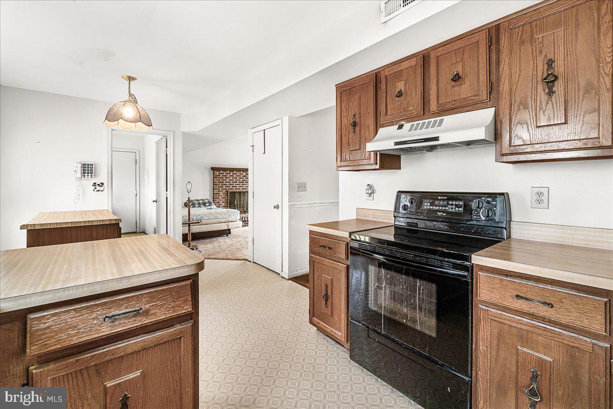 ENGLANDTOWNE - Residential