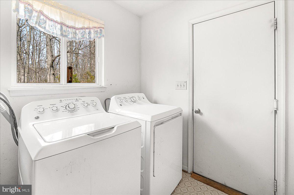 ENGLANDTOWNE - Residential