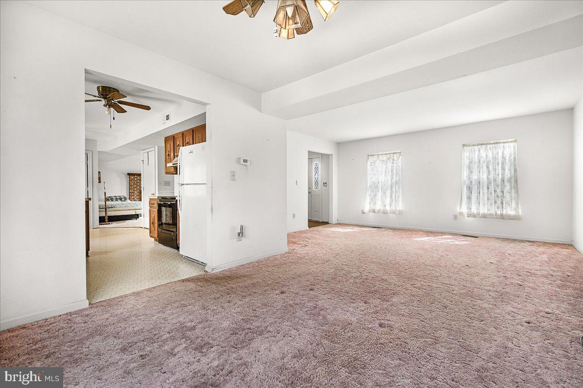 ENGLANDTOWNE - Residential