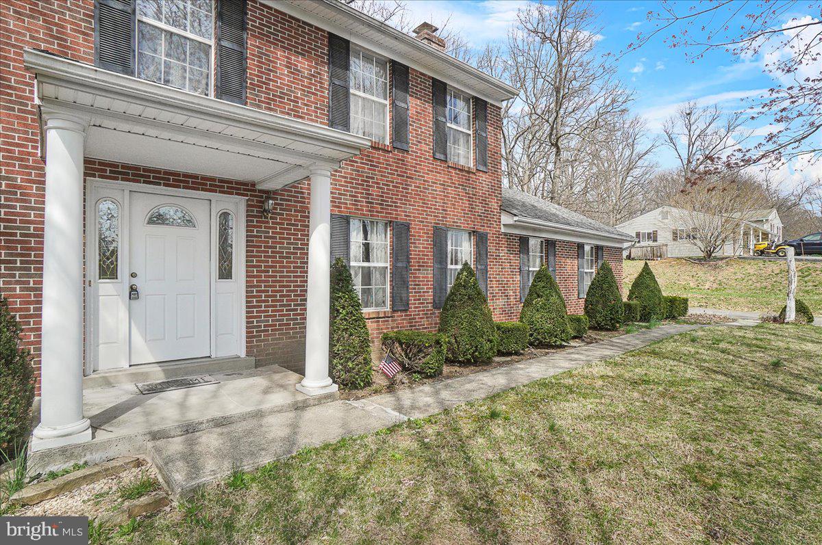 ENGLANDTOWNE - Residential