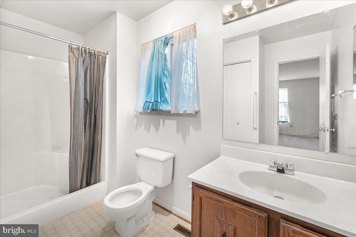 ENGLANDTOWNE - Residential