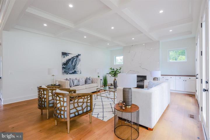 DANA HEIGHTS - Residential