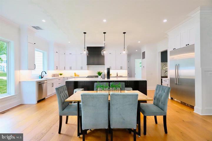 DANA HEIGHTS - Residential