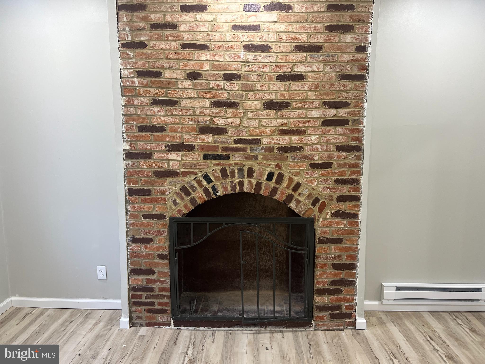 LEXINGTON - Residential Lease