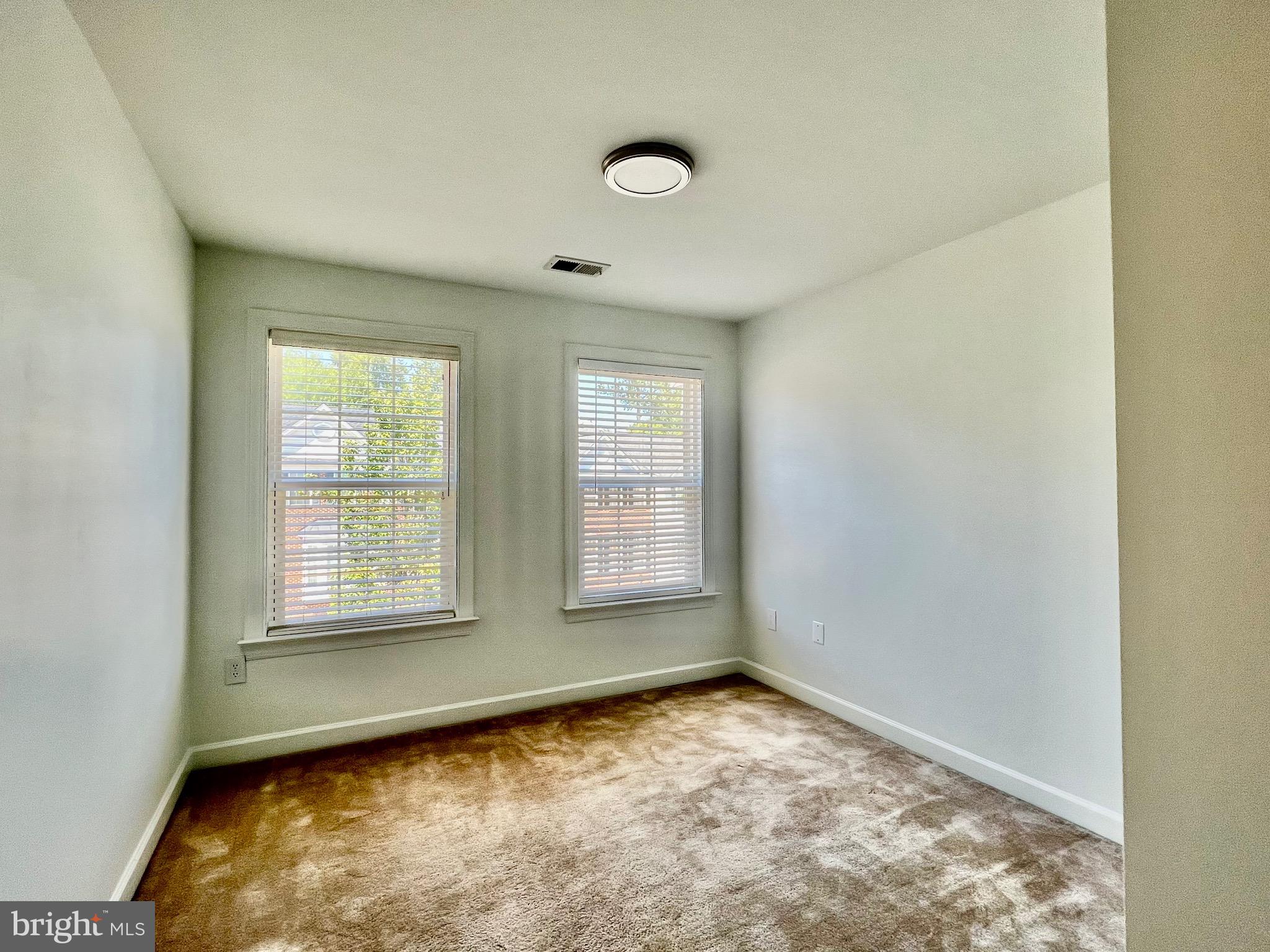 LAUREL HIGHLANDS - Residential Lease