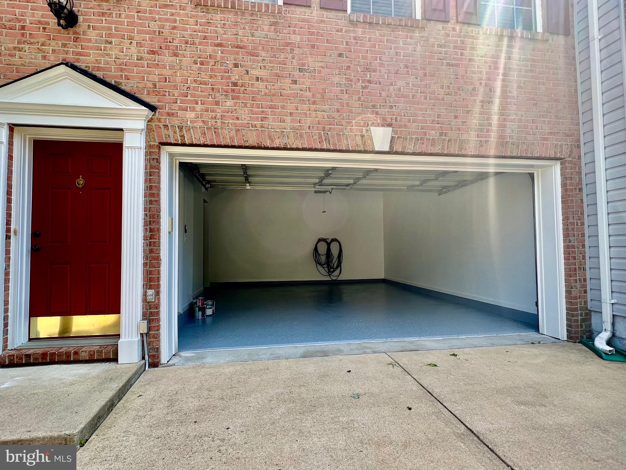 LAUREL HIGHLANDS - Residential Lease