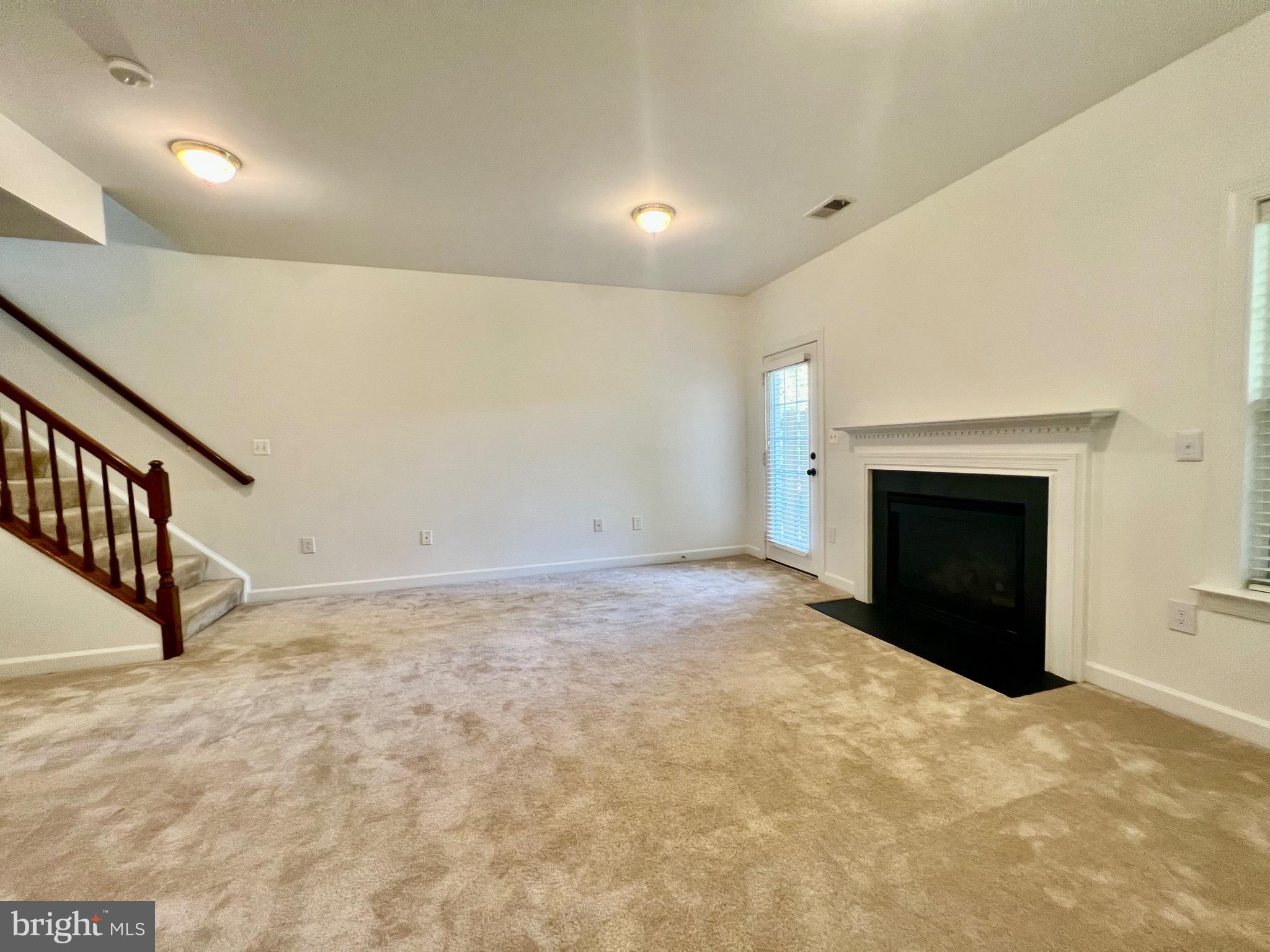 LAUREL HIGHLANDS - Residential Lease