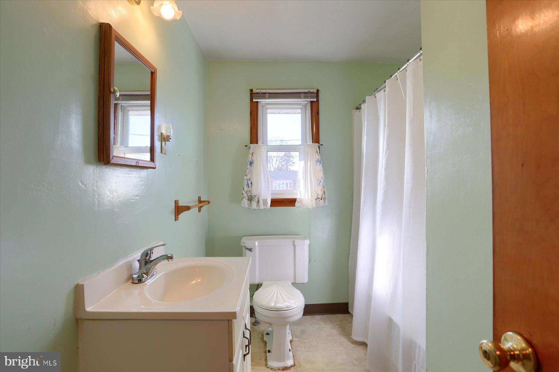 SCHLUSSER VILLAGE - Residential