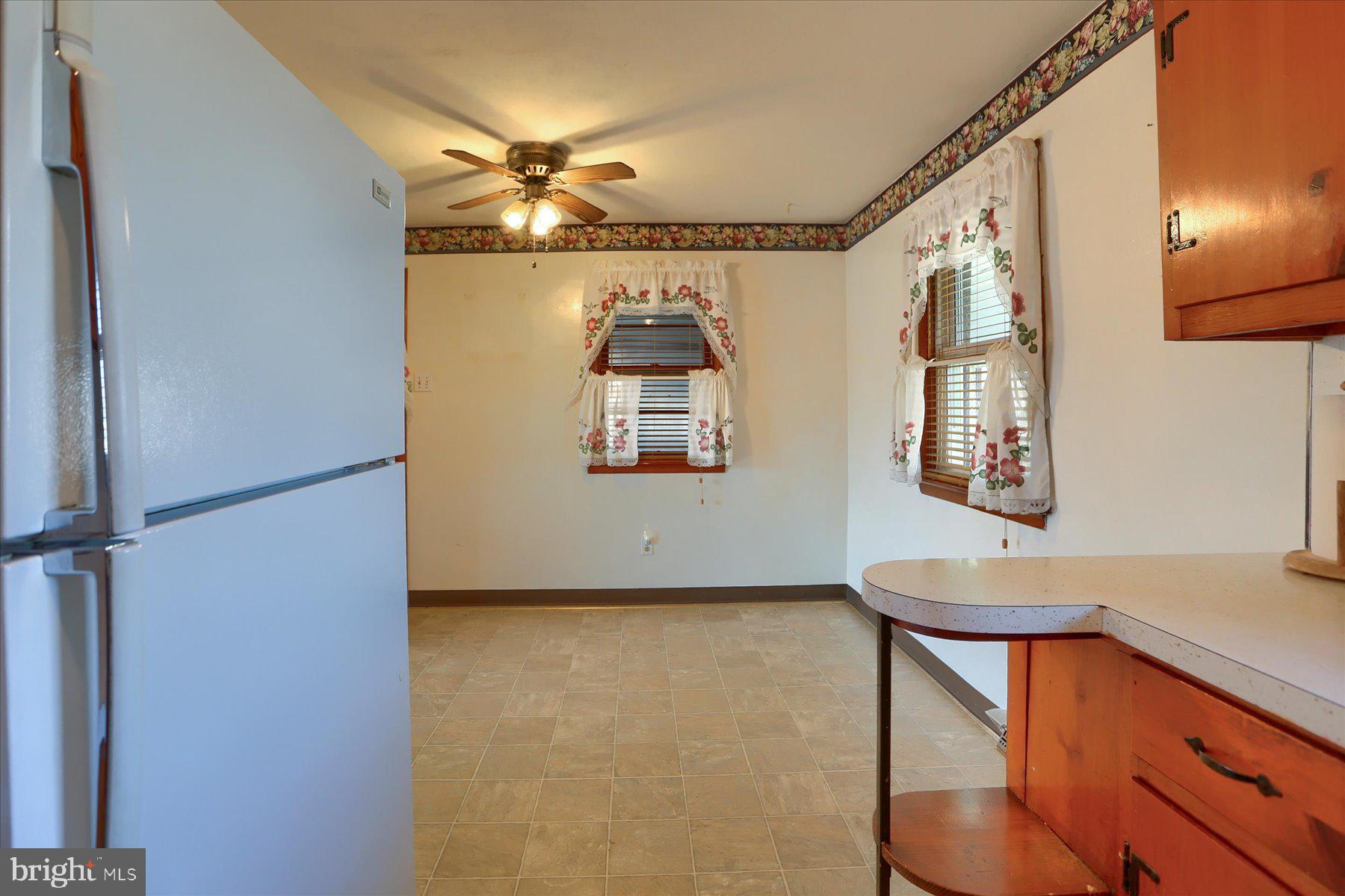 SCHLUSSER VILLAGE - Residential