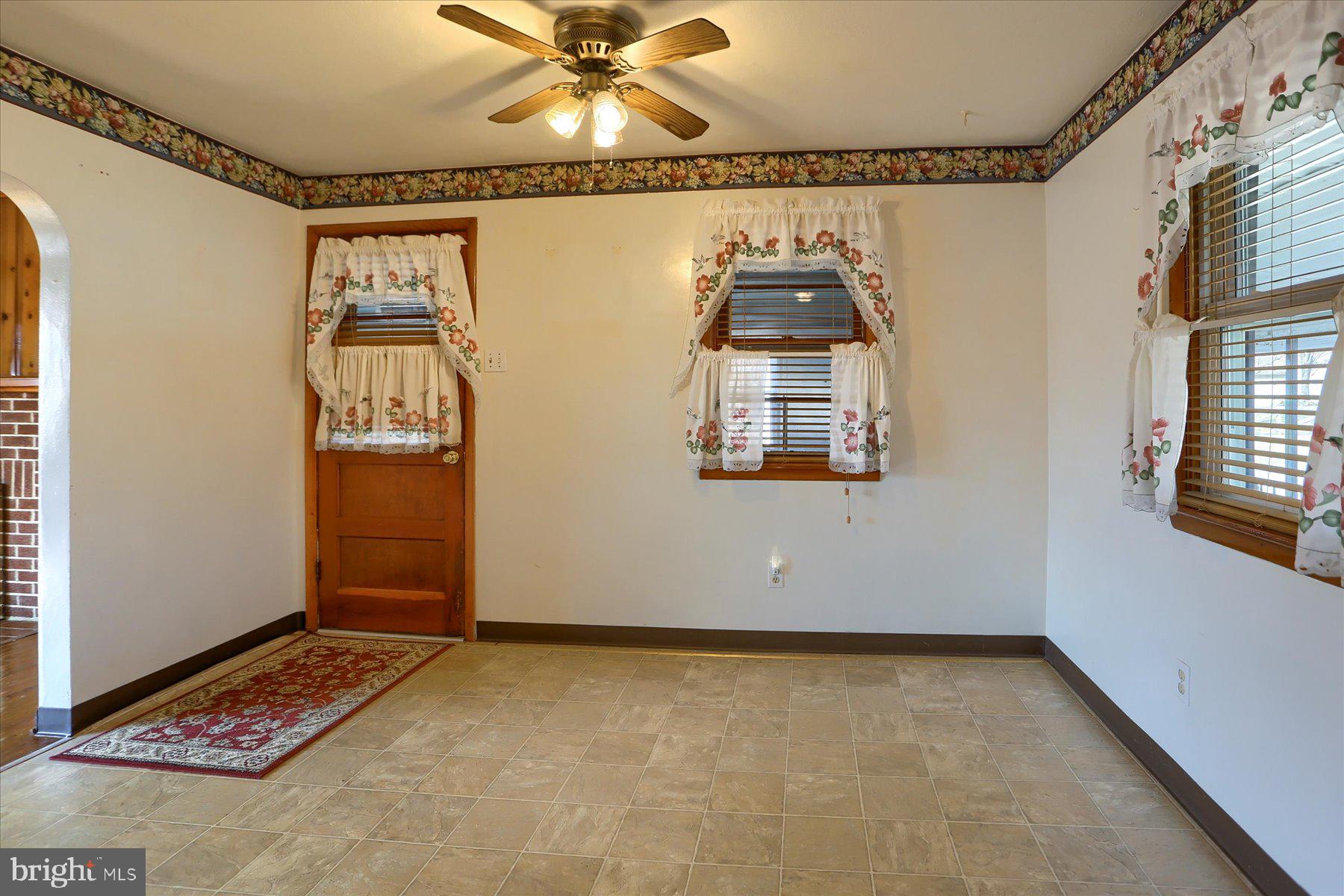 SCHLUSSER VILLAGE - Residential