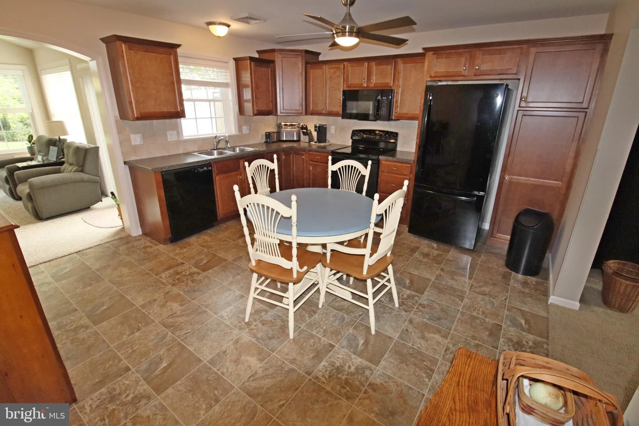 Mount Joy, Pennsylvania 17552, United States, 3 Bedrooms Bedrooms, ,3 BathroomsBathrooms,Residential,Pending,183554