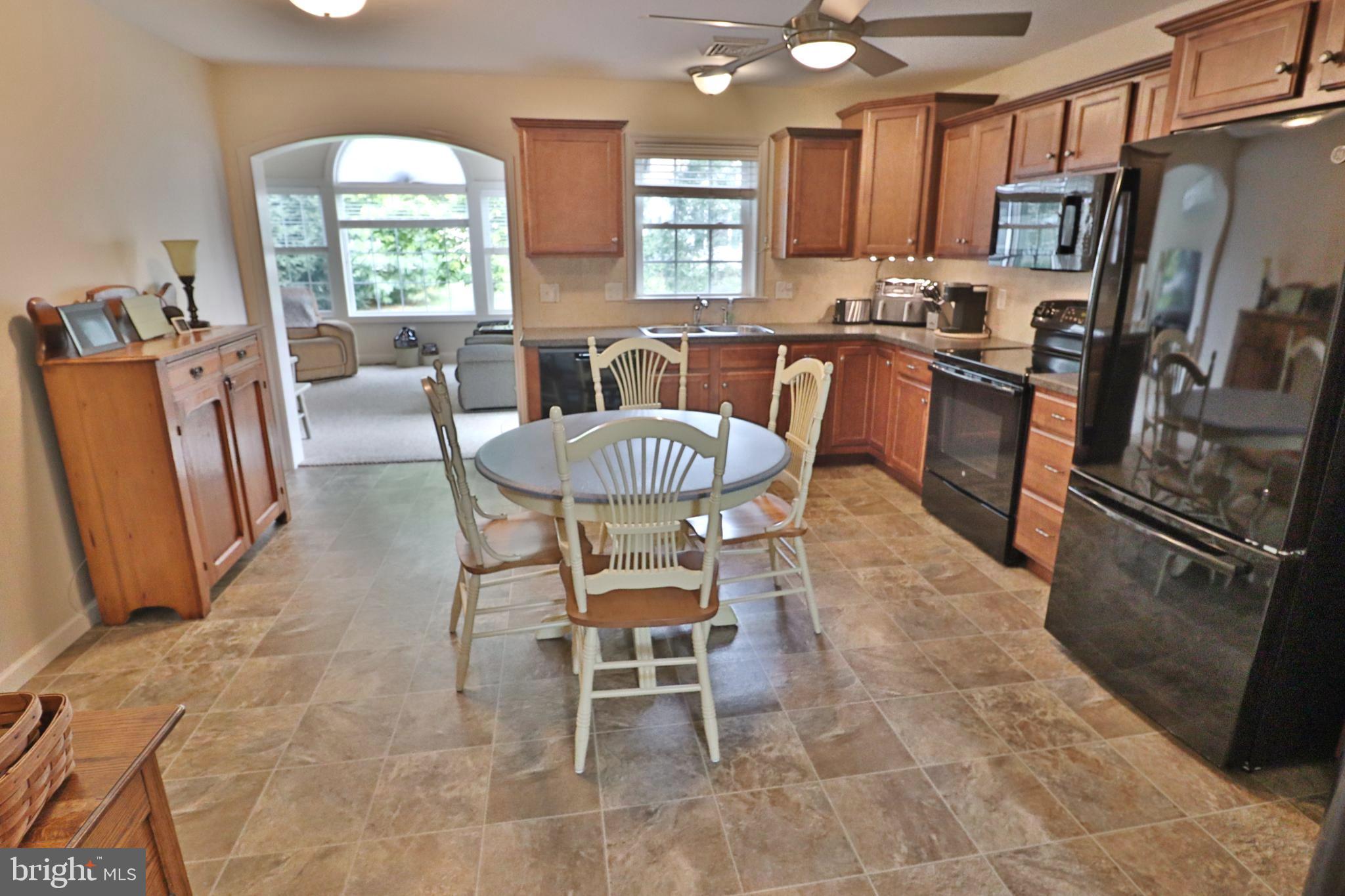 1353 FIELDSTONE DRIVE