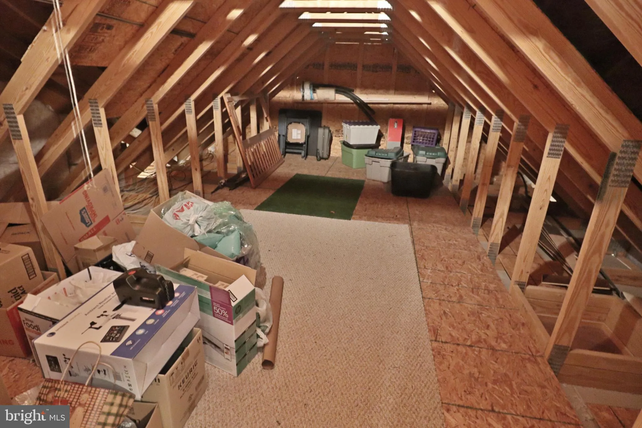 Mount Joy, Pennsylvania 17552, United States, 3 Bedrooms Bedrooms, ,3 BathroomsBathrooms,Residential,Pending,183554