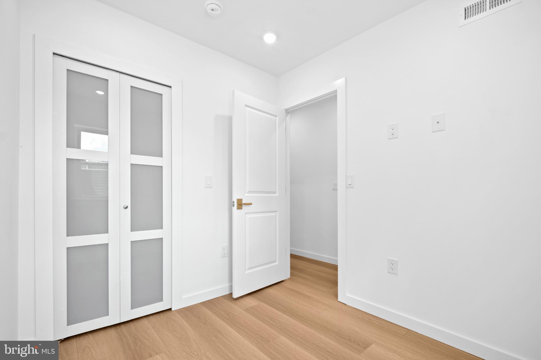 NORRIS SQUARE - Residential