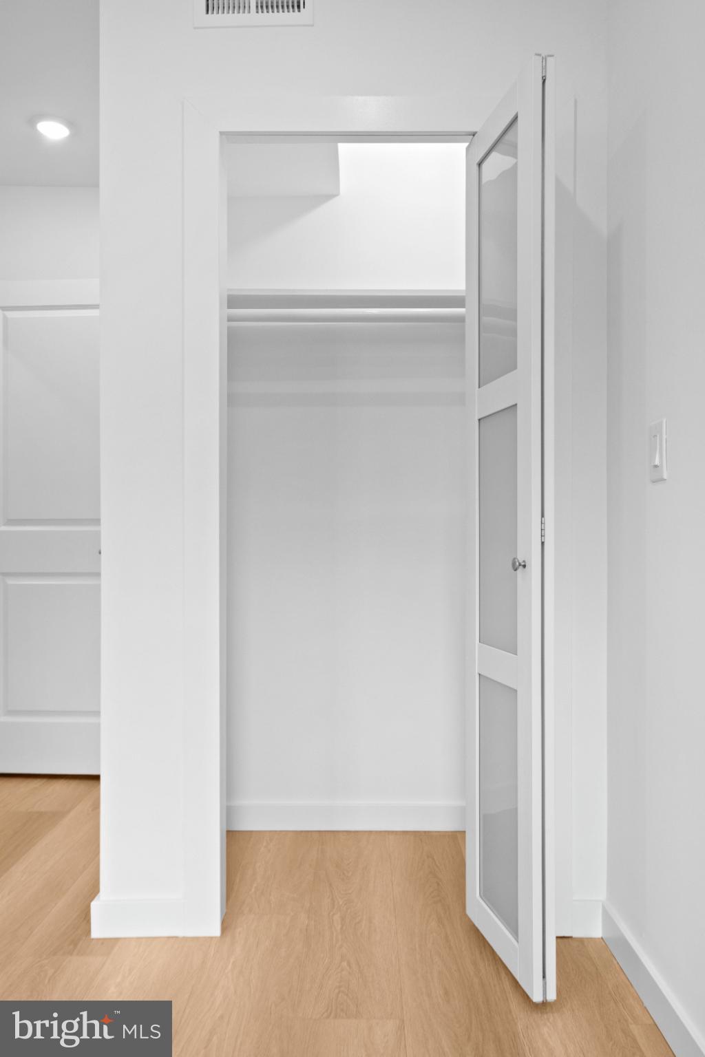 NORRIS SQUARE - Residential