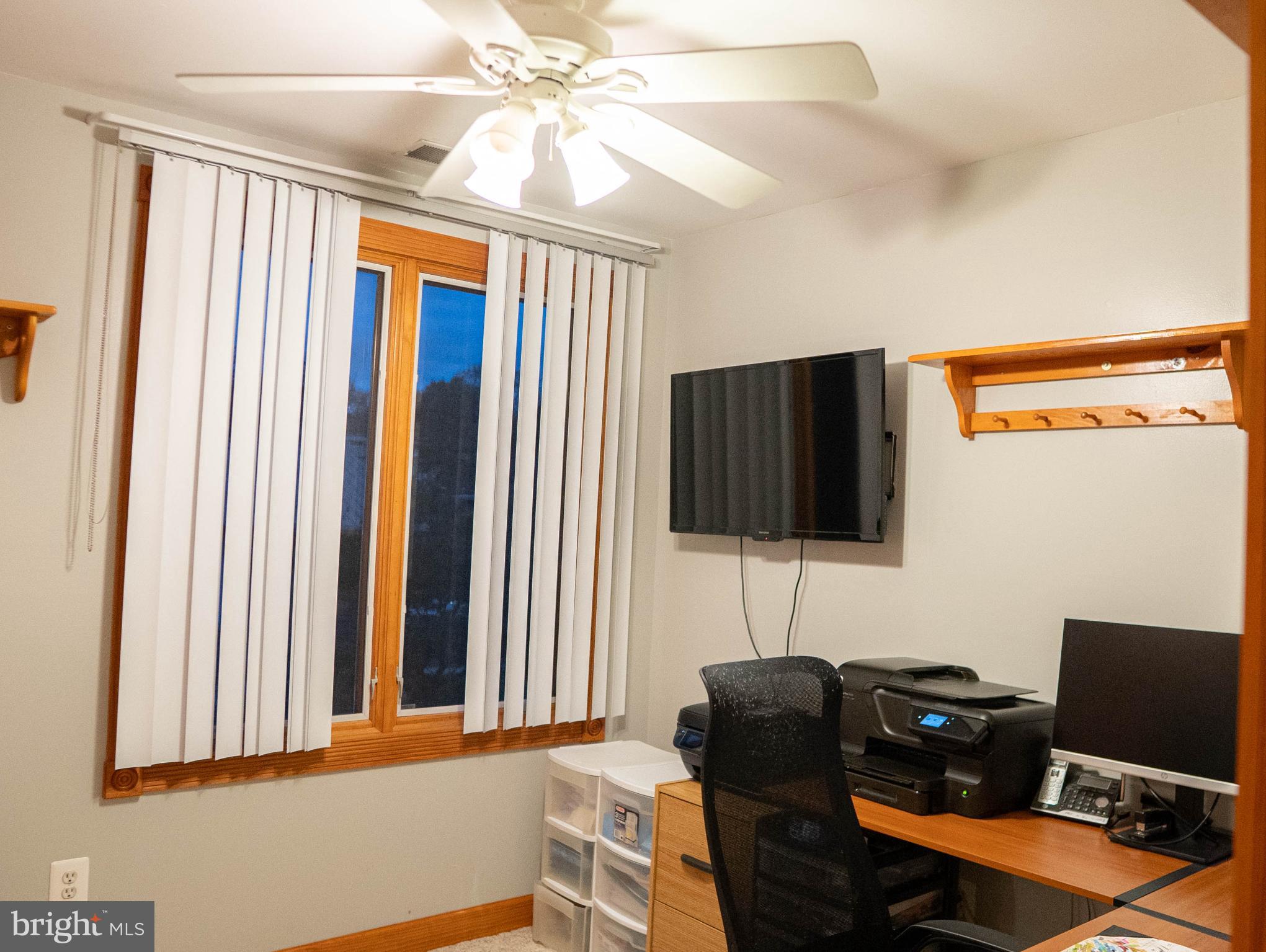 NEWPORTVILLE TERR - Residential