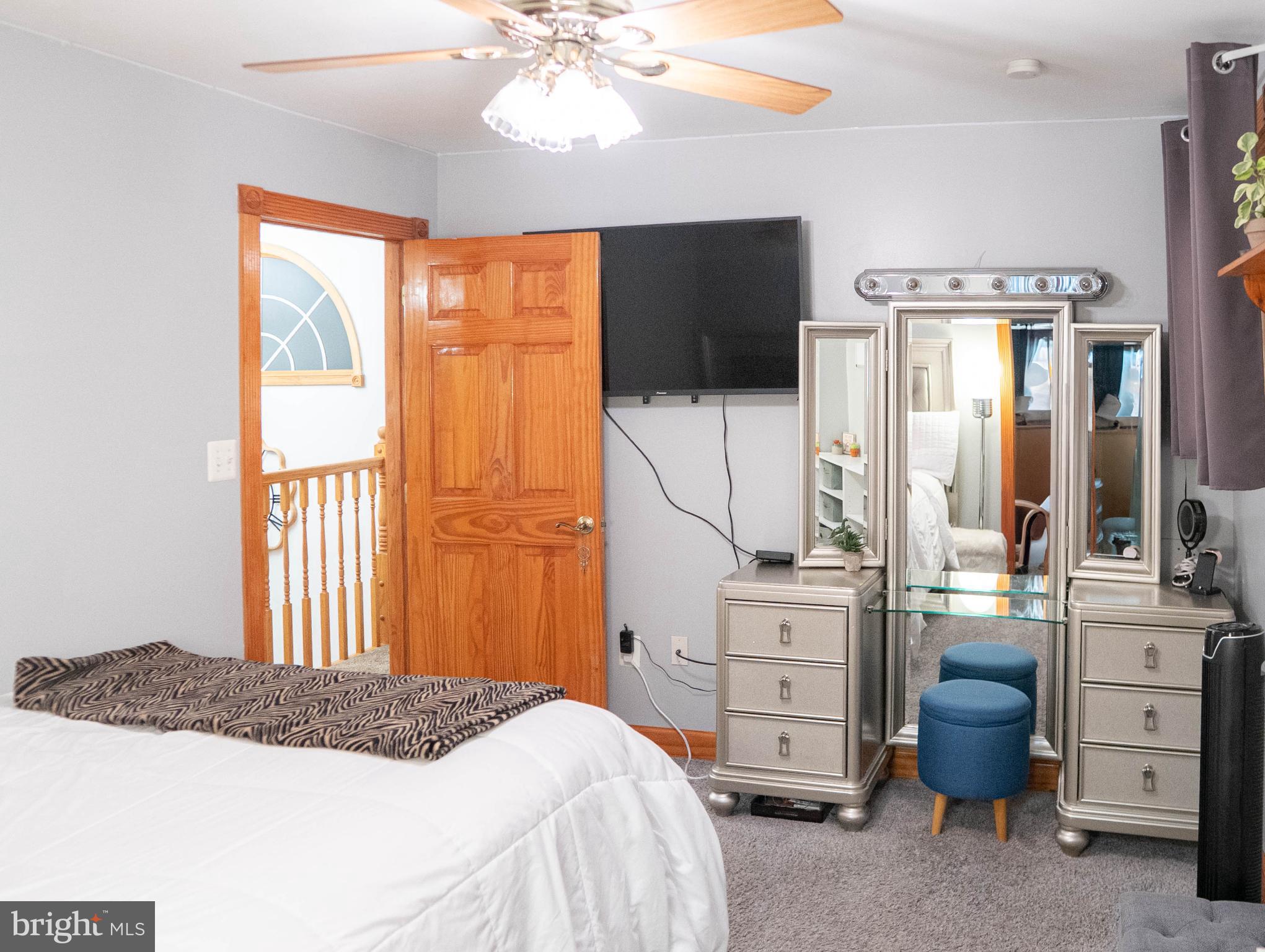 NEWPORTVILLE TERR - Residential