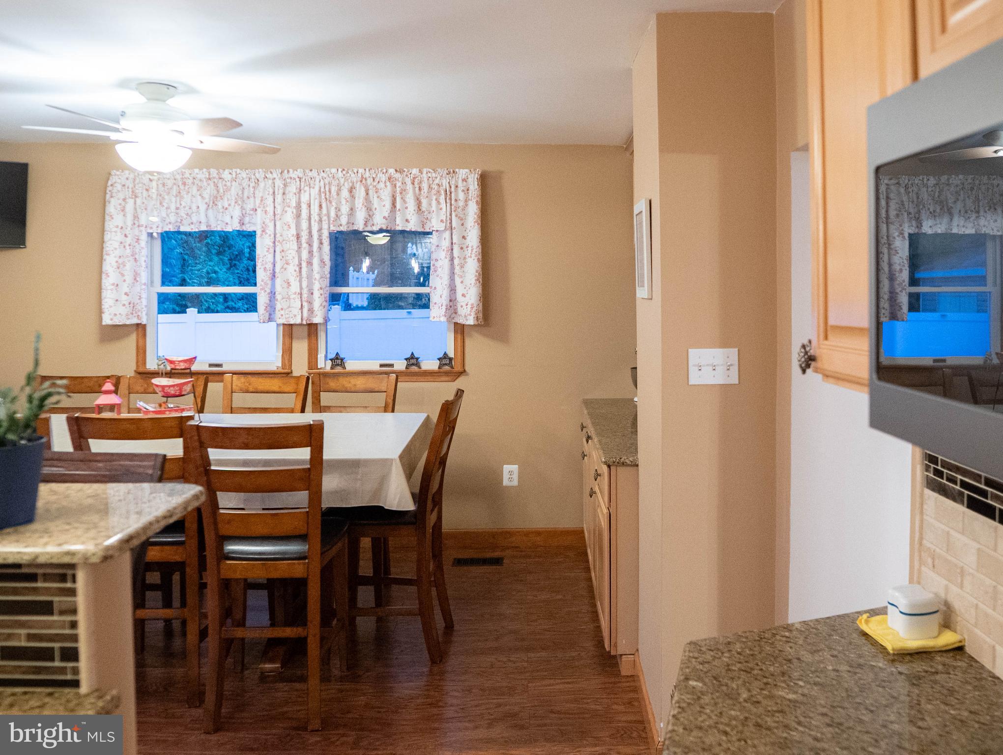 NEWPORTVILLE TERR - Residential