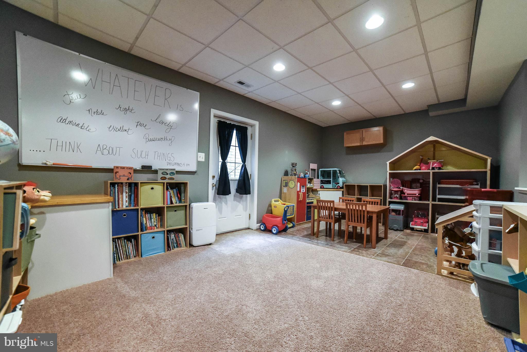 KINGSTON - Residential