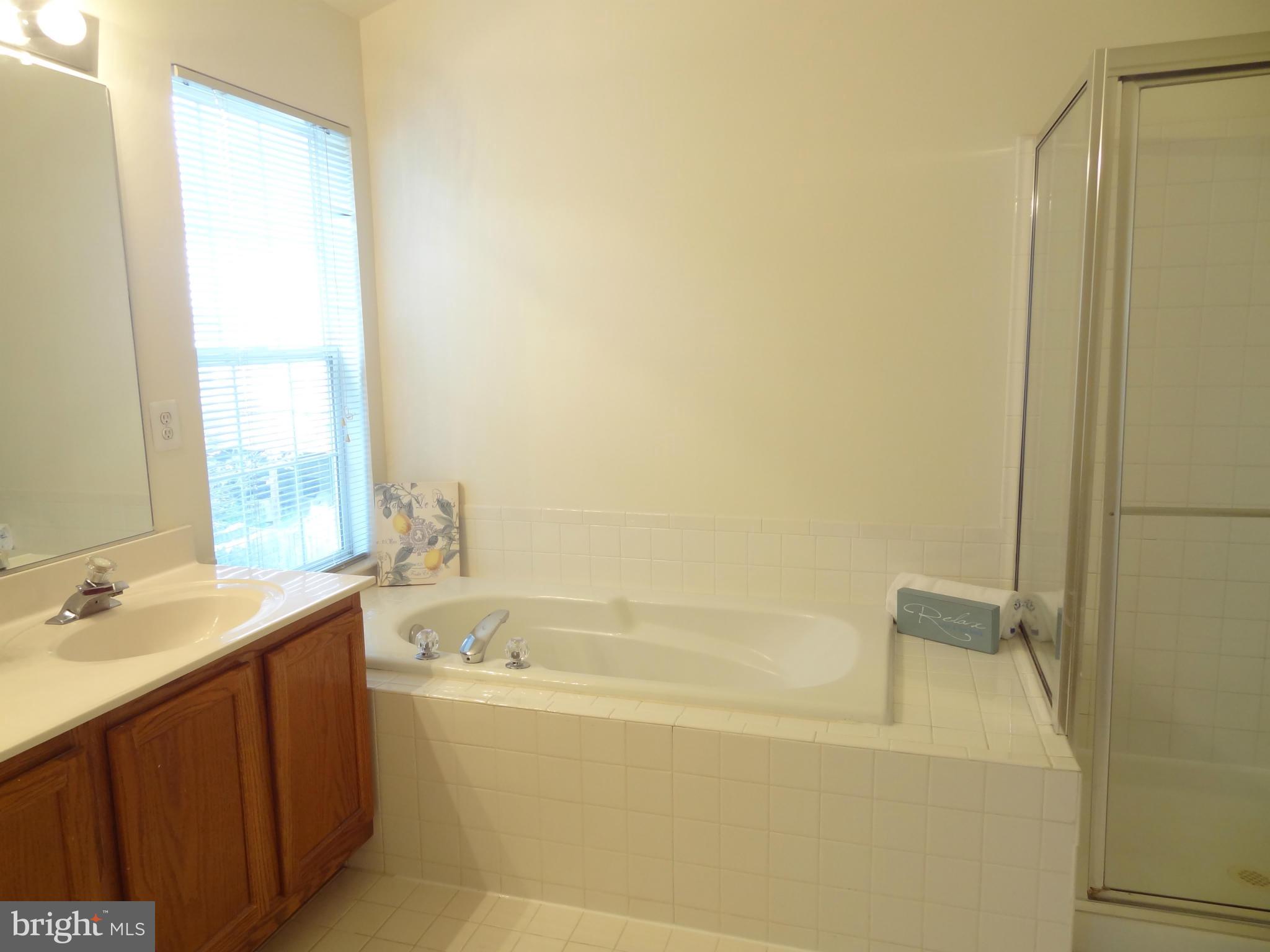 WINDSOR MEWS - Residential Lease