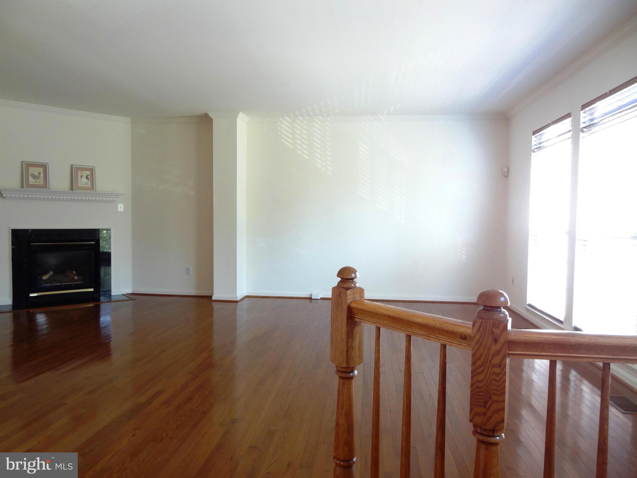 WINDSOR MEWS - Residential Lease