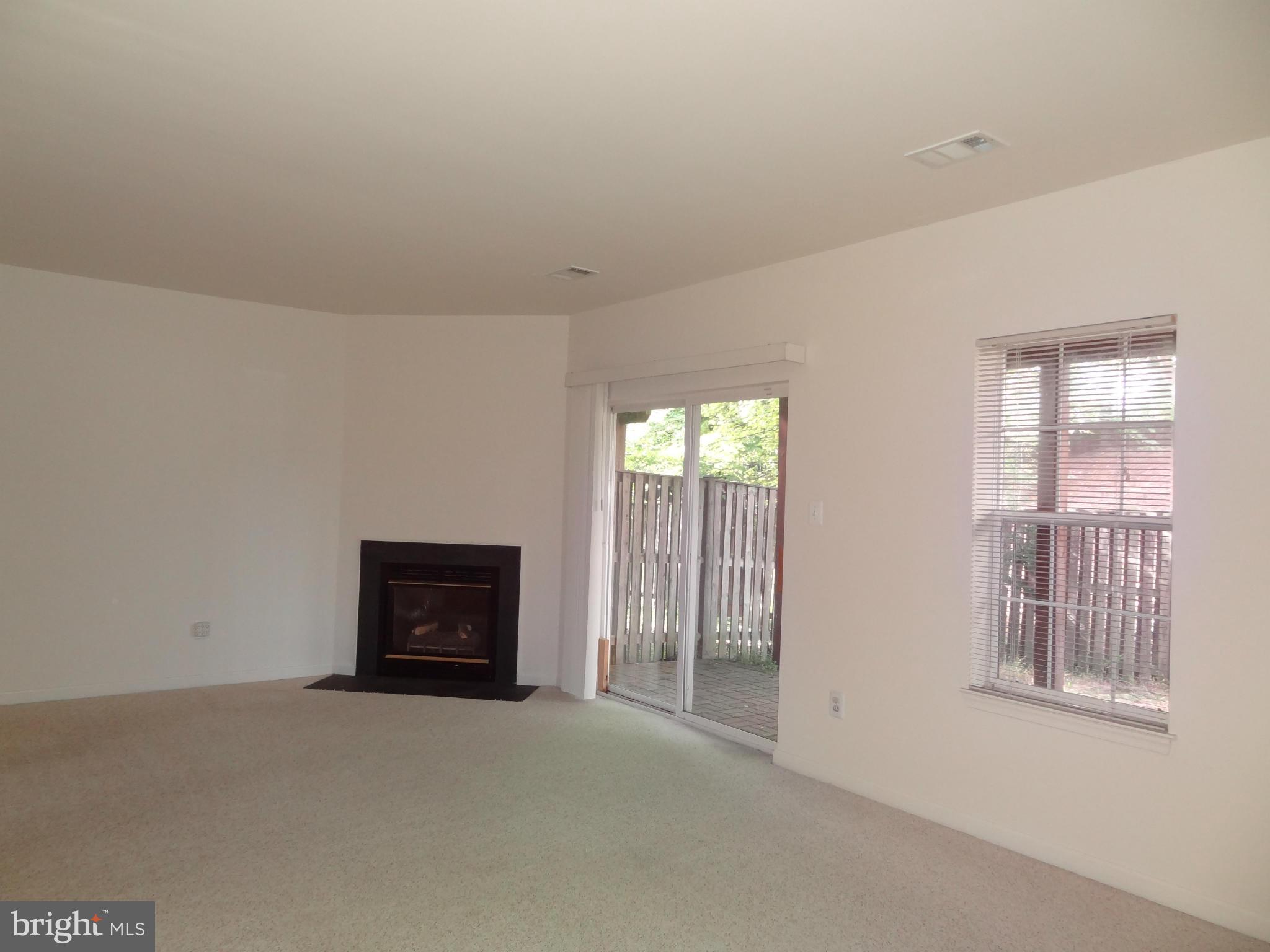 WINDSOR MEWS - Residential Lease