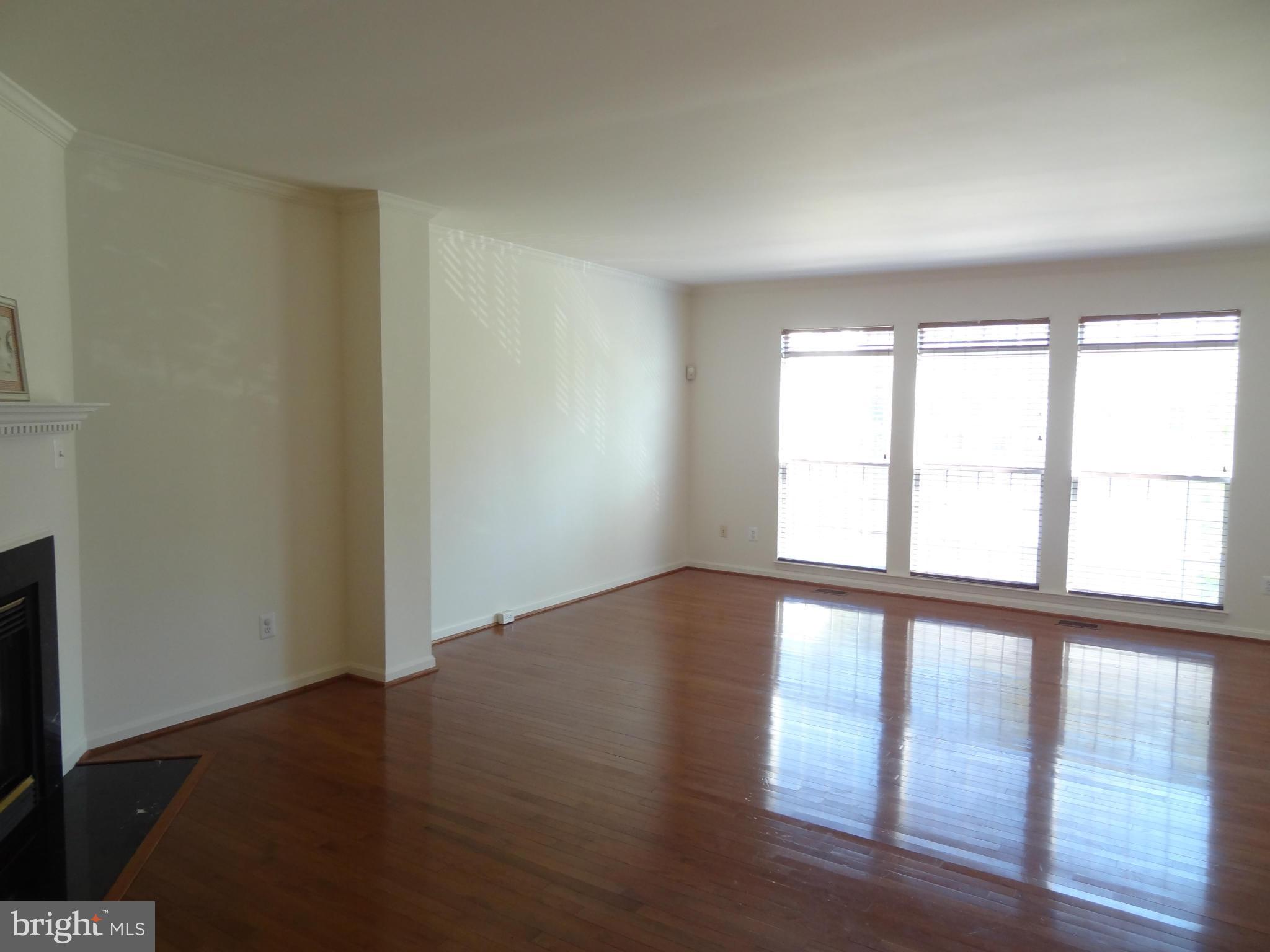 WINDSOR MEWS - Residential Lease