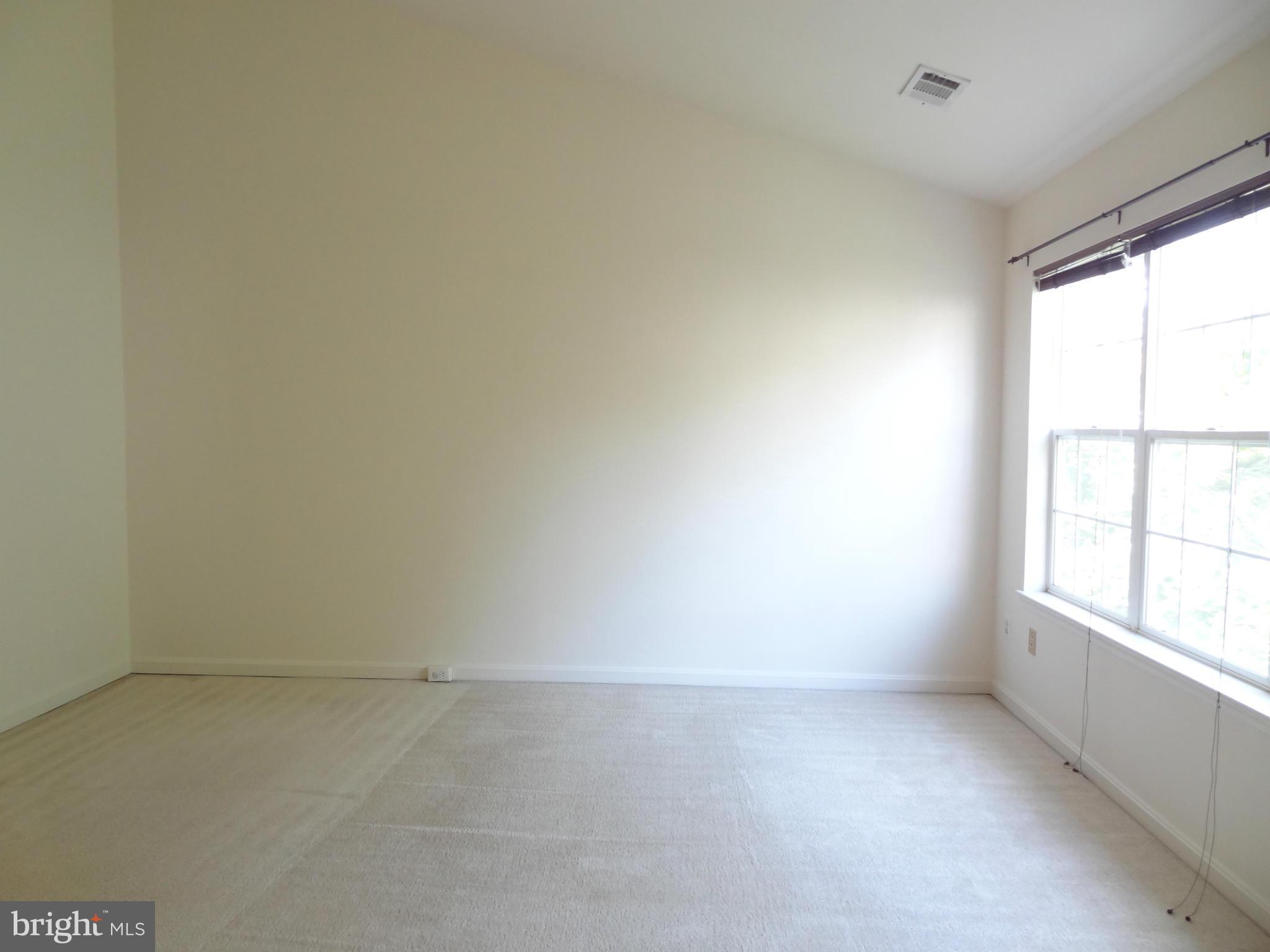 WINDSOR MEWS - Residential Lease